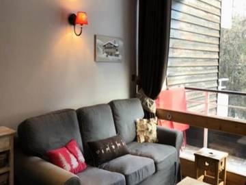 Chalet pour 4 personnes, avec balcon, adapté aux familles à Vars