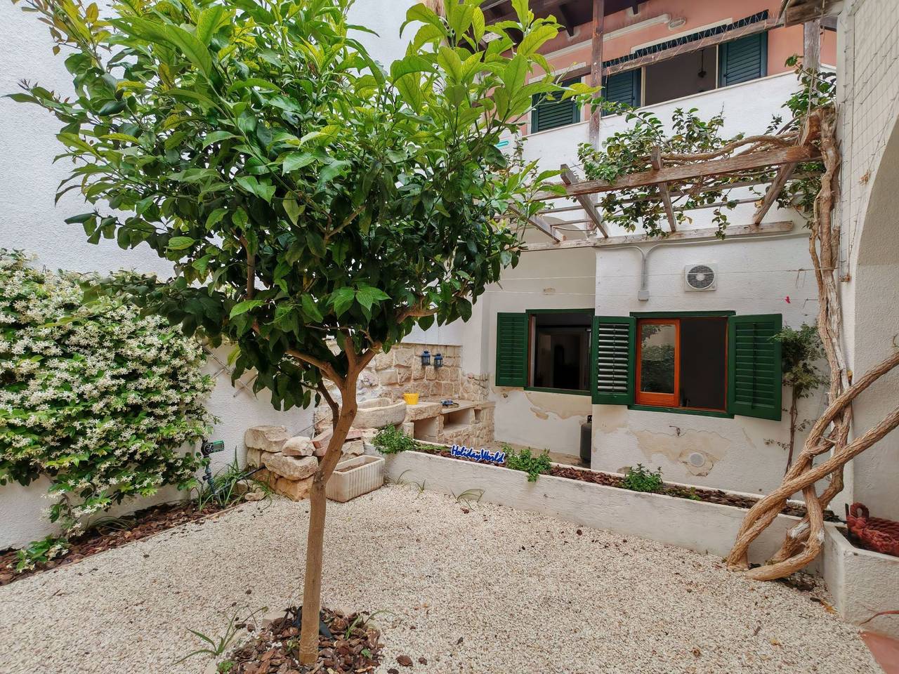 Entire apartment, Casa Gelsomino bei Holiday World in Scicli, Ragusa Province