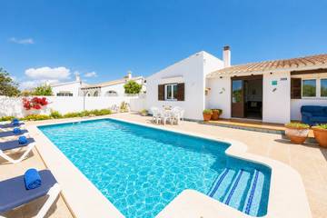 Villa in Alaior Gemeinde, Menorcas Küste für 6 