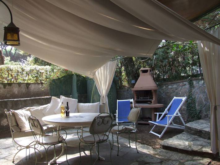 Ganze Wohnung, Buganvilla' Wohnung mit privater Terrasse in Marina di Castagneto Carducci, Castagneto Carducci