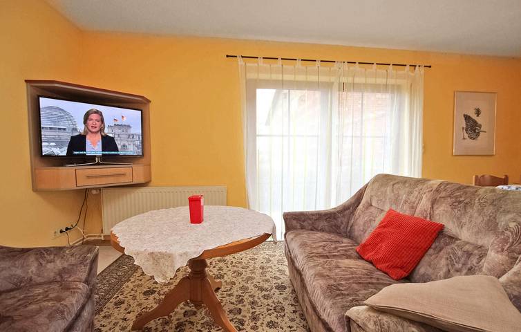 Ferienwohnung für 4 Personen, mit Terrasse und Seeblick in Userin - 4