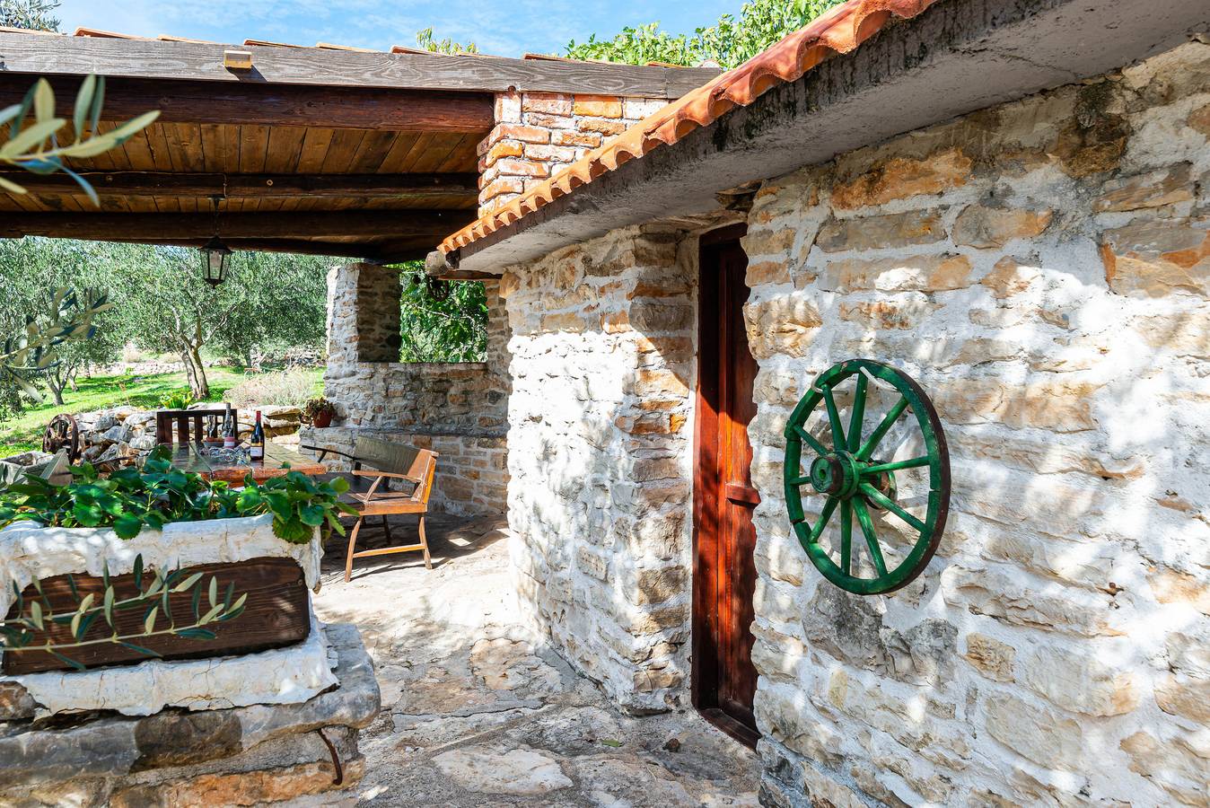 Country House Irena with pool in Grad Benkovac, Zadar