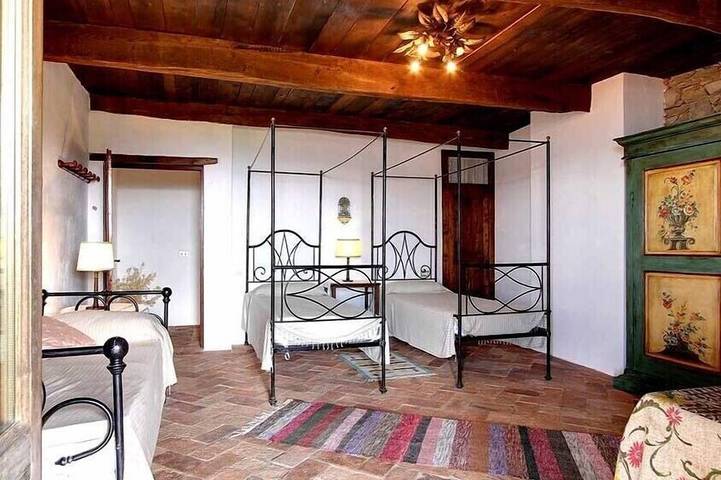 3 Schlafzimmer Villa (8 Personen) mit privatem Pool in Garfagnana in Villa Collemandina, Garfagnana