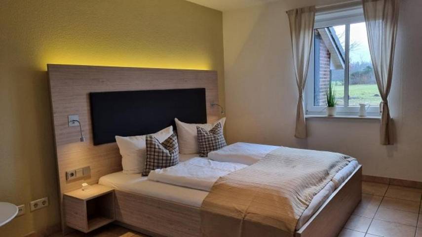 Ferienwohnung für 3 Personen, mit Terrasse und Garten sowie Sauna und Ausblick in Leck - 3