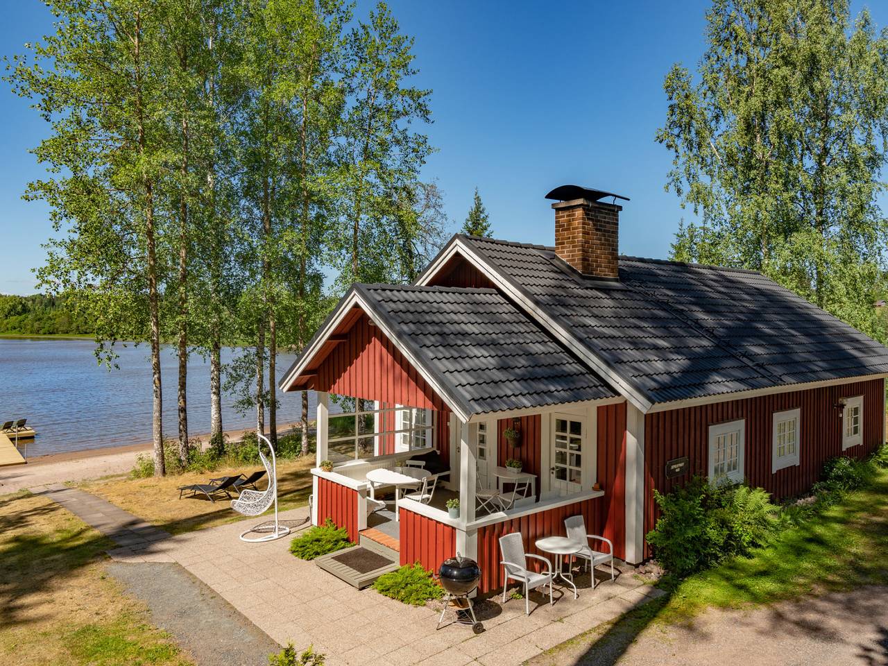 Sepelkyyhky in Hirsjärvi, Finlandia del Sudoeste