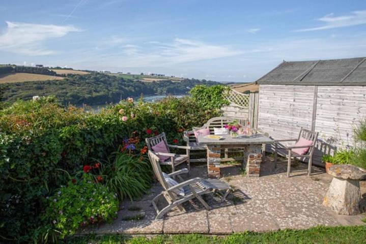 Holiday rental for 6 people, with Terrace and Garden as well as View in Bantham