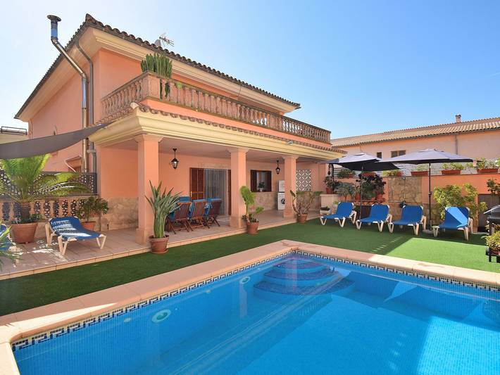 Ferienhaus für 8 Personen, mit Pool und Balkon sowie Garten - 1