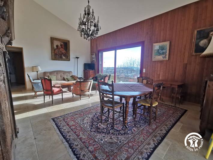 Gîte pour 6 personnes, avec terrasse à Dio-et-Valquières - 4