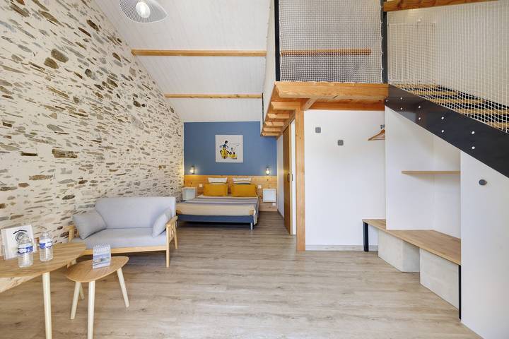 Chambres d'hôtes "le cocon vendéen" - chambre evasion (avec mezzanine) in Saint-André-Goule-d'Oie, Vallée de la Loire