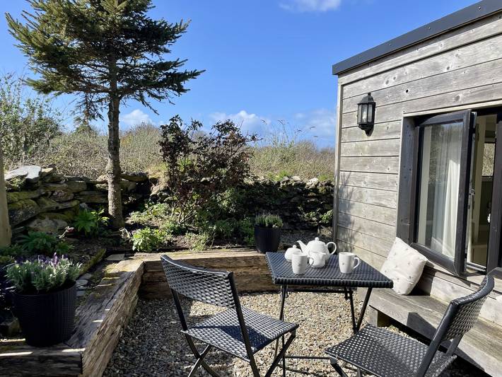 Cabane pour 2 personnes, avec jardin
