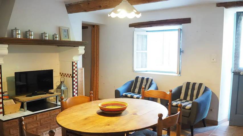 Gîte pour 4 personnes, avec jardin à Monteux - 2