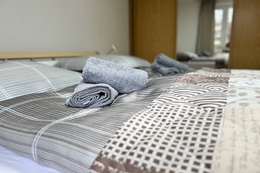 Ganze Wohnung, Traumhafte Ferienwohnung zentral in Nordenham, Wesermarsch