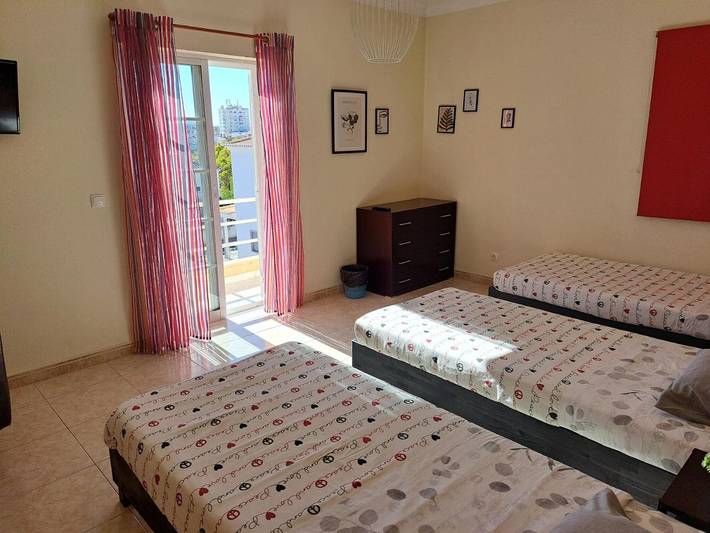 Maison d’hôte pour 2 personnes, avec piscine ainsi que jardin et vue à Portimão - 4