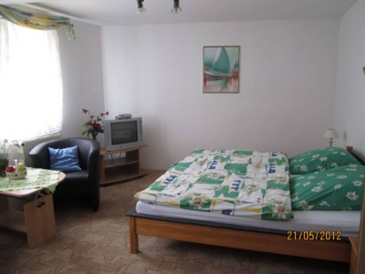 Ganze Ferienwohnung, Ferienwohnung Pabst - Fw mit 1 Wohnz.,1 bzw. 2 Schlafz.,Küche,Bad,Du+Wc,78m² in Arnstadt, Thüringer Kernland