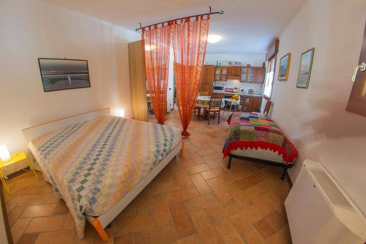 Gîte pour 3 personnes, avec jardin et vue, animaux acceptés à Trévise - 2