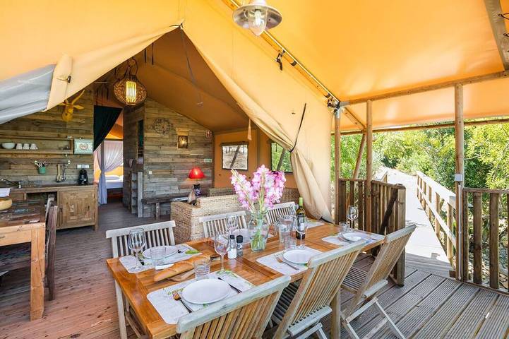 Hôtel pour 6 personnes, avec piscine et jardin