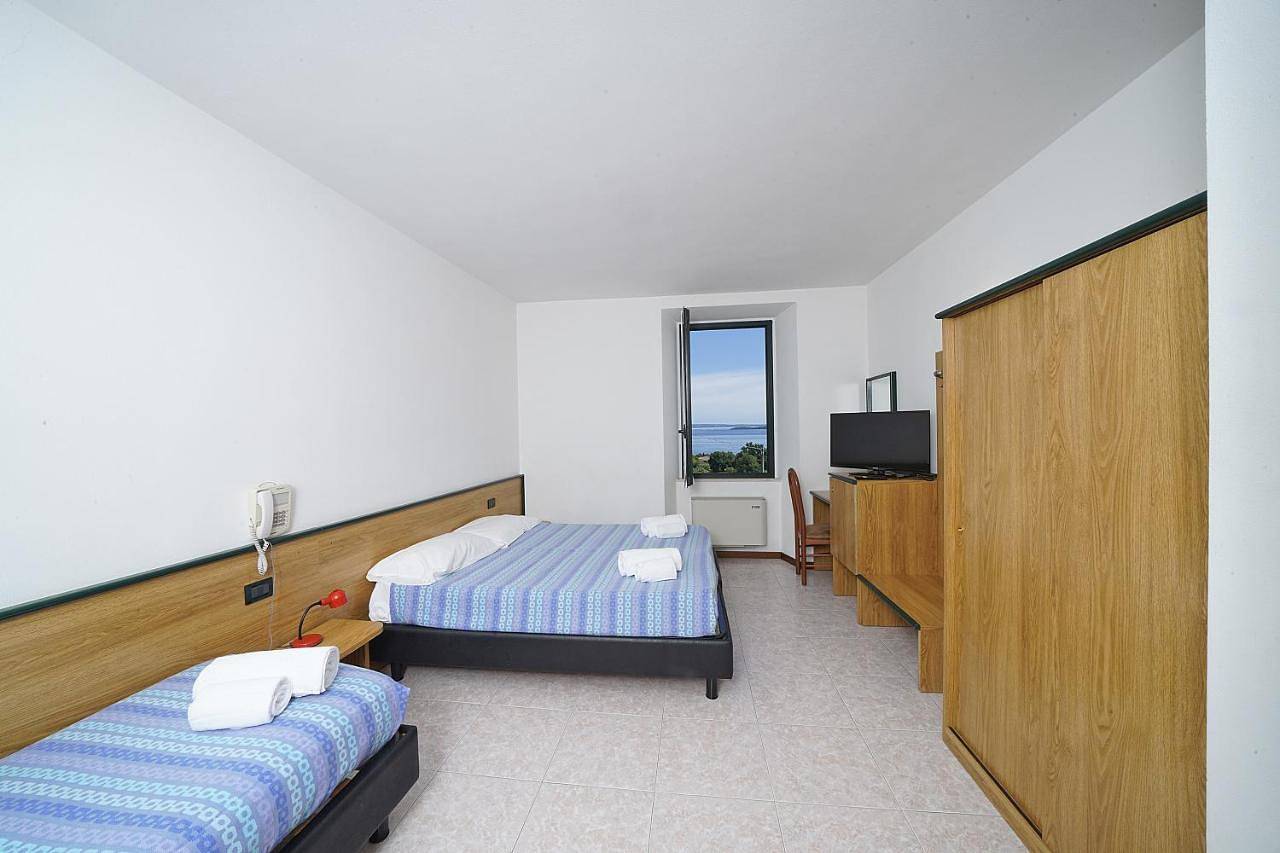 Hotel La Pergola in Moniga del Garda, Prealpi Gardesane