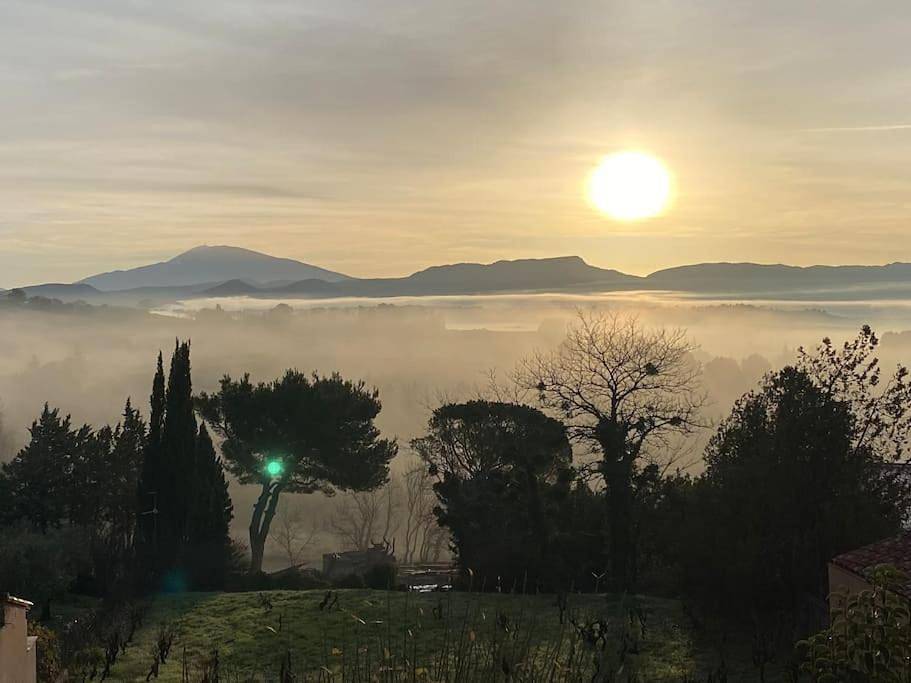Appartement entier, One-Bedroom Apartment in Cairanne, Vaucluse