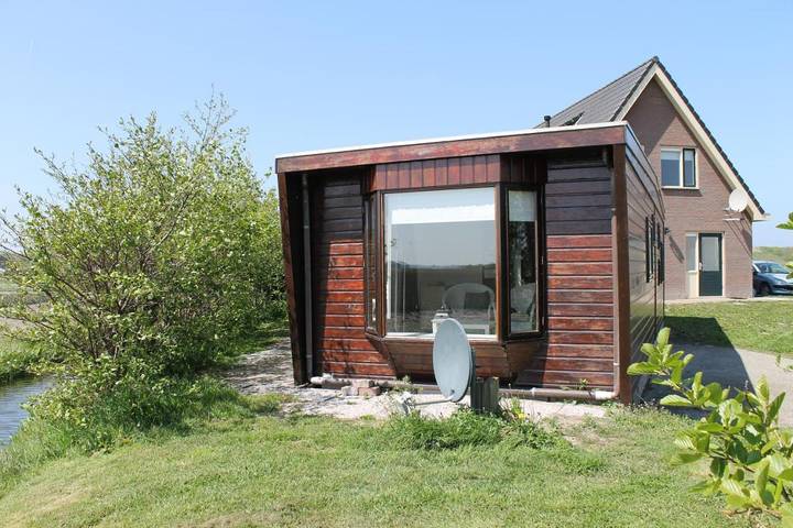 Chalet für 4 Personen, mit Terrasse und Garten sowie Ausblick in Den Helder - 2