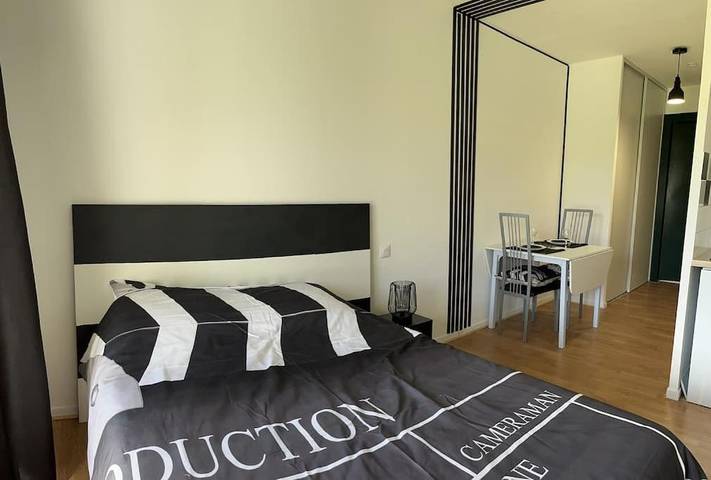 Gîte pour 2 personnes, avec jardin et piscine, animaux acceptés à Équemauville - 3