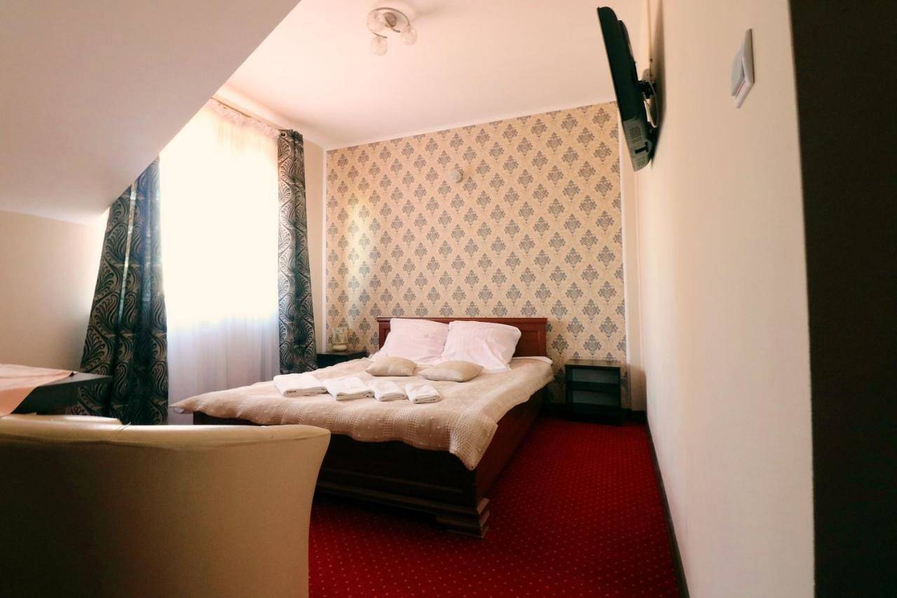 Cały apartament wypoczynkowy, Pokoje Gościnne Anna Airport Modlin in Nowy Dwór Mazowiecki, Mazowsze
