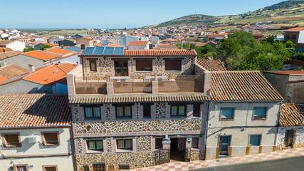 Chalet para 26 personas, con jardín y jacuzzi en Castilla-La Mancha