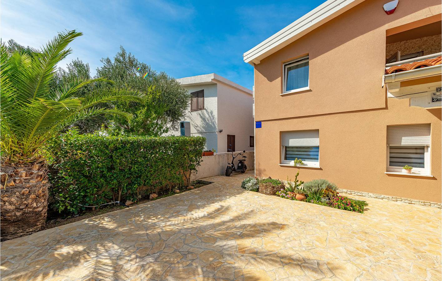 Hel ferieleilighet, Ferieleilighet for 6 personer med terrasse in Vir