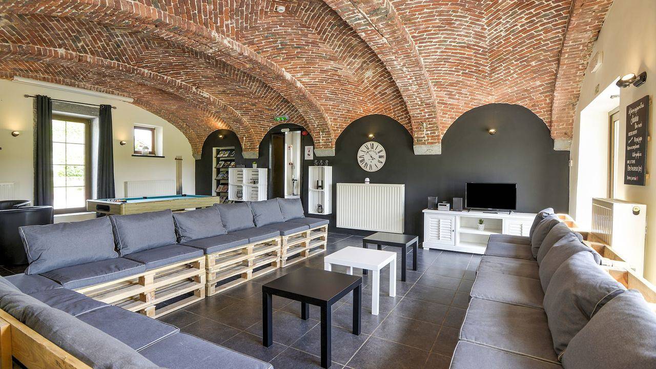 Ferienhaus für 30 Personen (500 m²) in Houyet in Houyet, Namur (region)