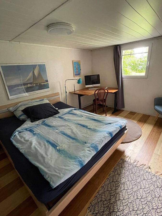 Gîte pour 2 personnes, avec jardin ainsi que piscine et vue sur le lac à Yverdon-les-Bains - 3