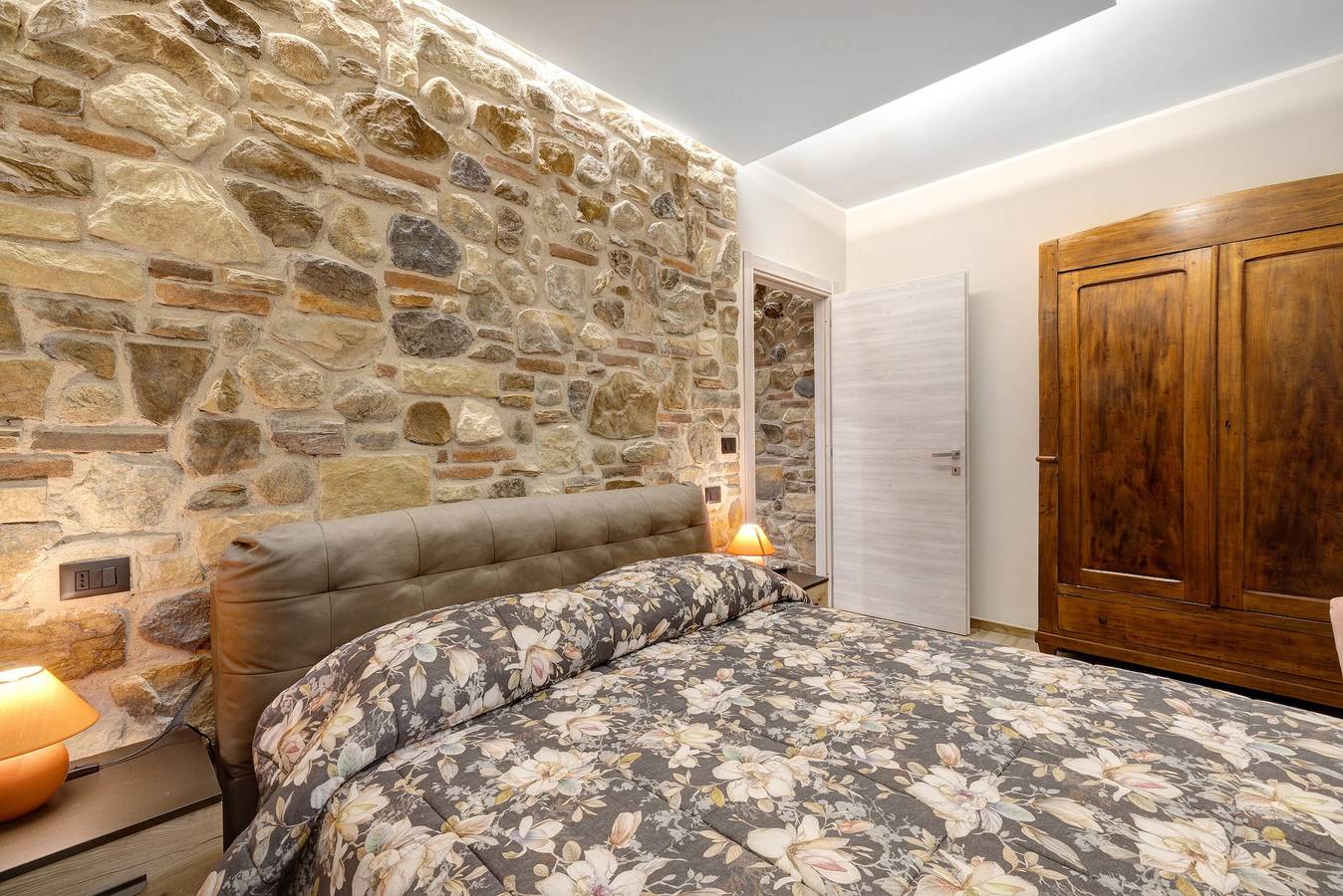 Appartement 'Pietra' met Uitzicht op de Bergen, Gedeeld Zwembad en Privé Terras, foto 9