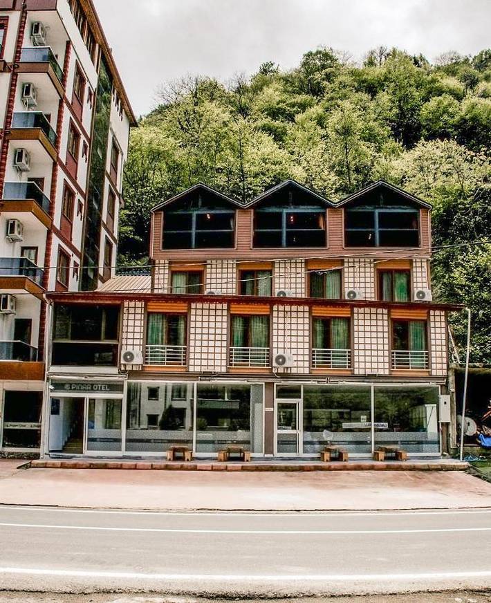 Alojamiento y desayuno para 2 personas, con jardín y jacuzzi - 1