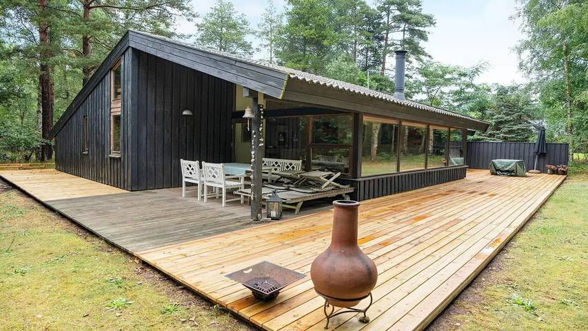 Ferienhaus für 7 Personen, mit Terrasse und Sauna sowie Whirlpool auf Seeland