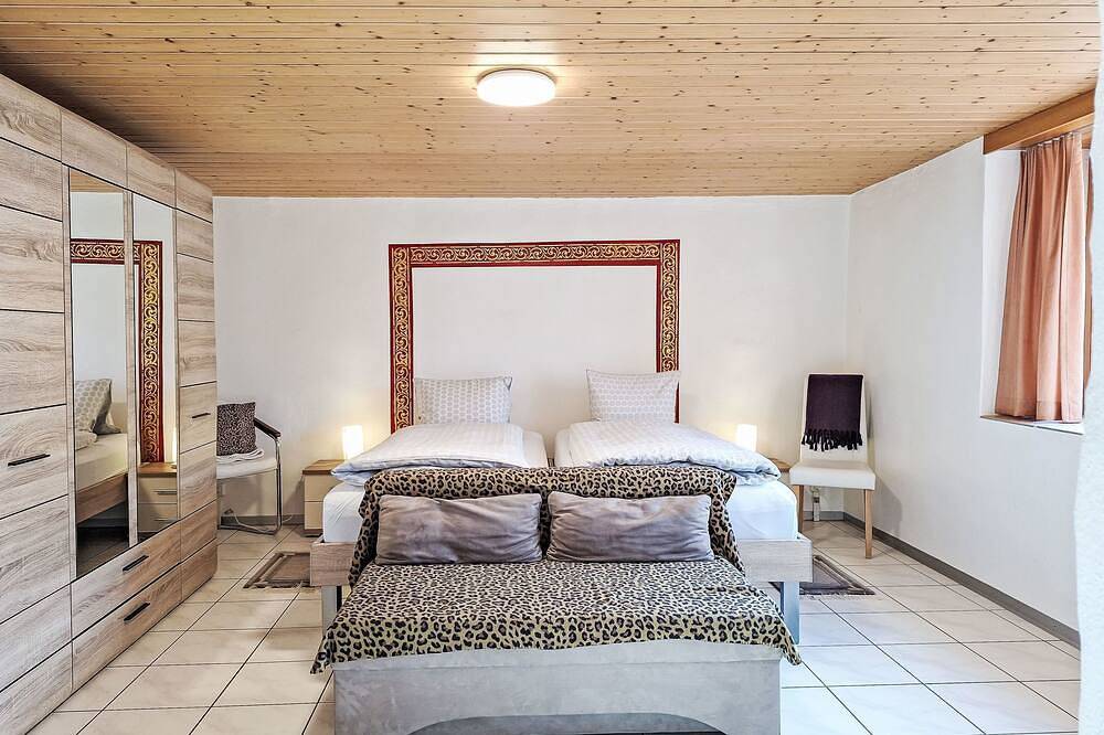 Ganze Wohnung, Am Brienzersee by Interhome in Brienz, Berner Oberland