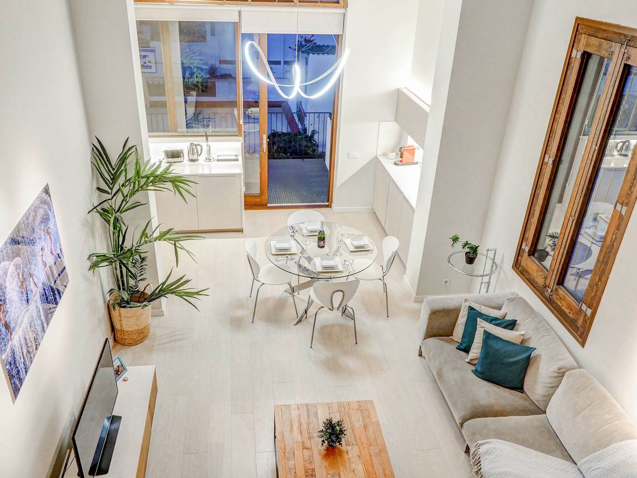 Entire apartment, En Vogue by Hello Homes Sitges in Sitges, Garraf