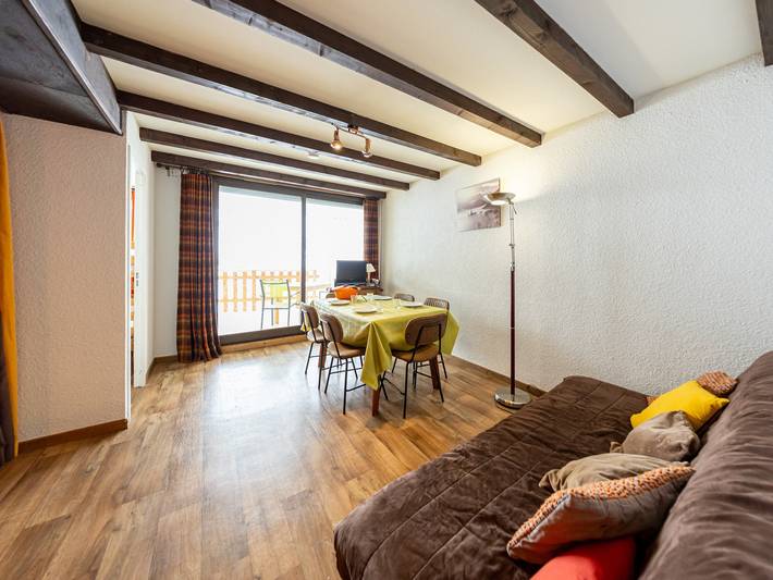 Gîte pour 6 personnes, avec balcon dans Office De Tourisme De Saint Francois Longchamp