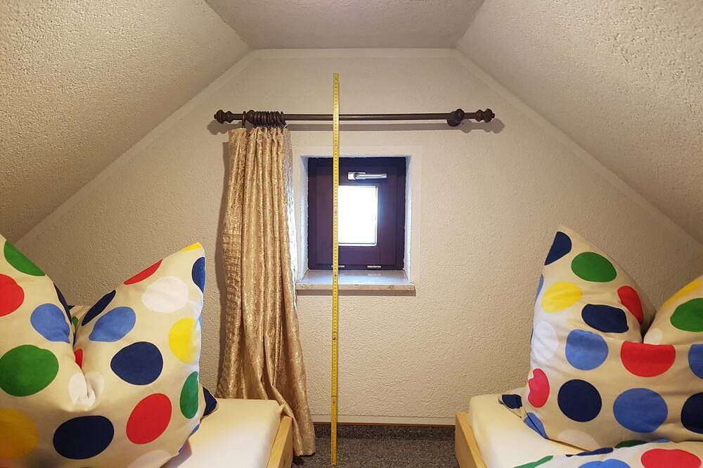 Ganze Wohnung, Gemütliche Ferienwohnung im schönen Erzgebirge - Wohnung Herbst in Eibenstock, Erzgebirge
