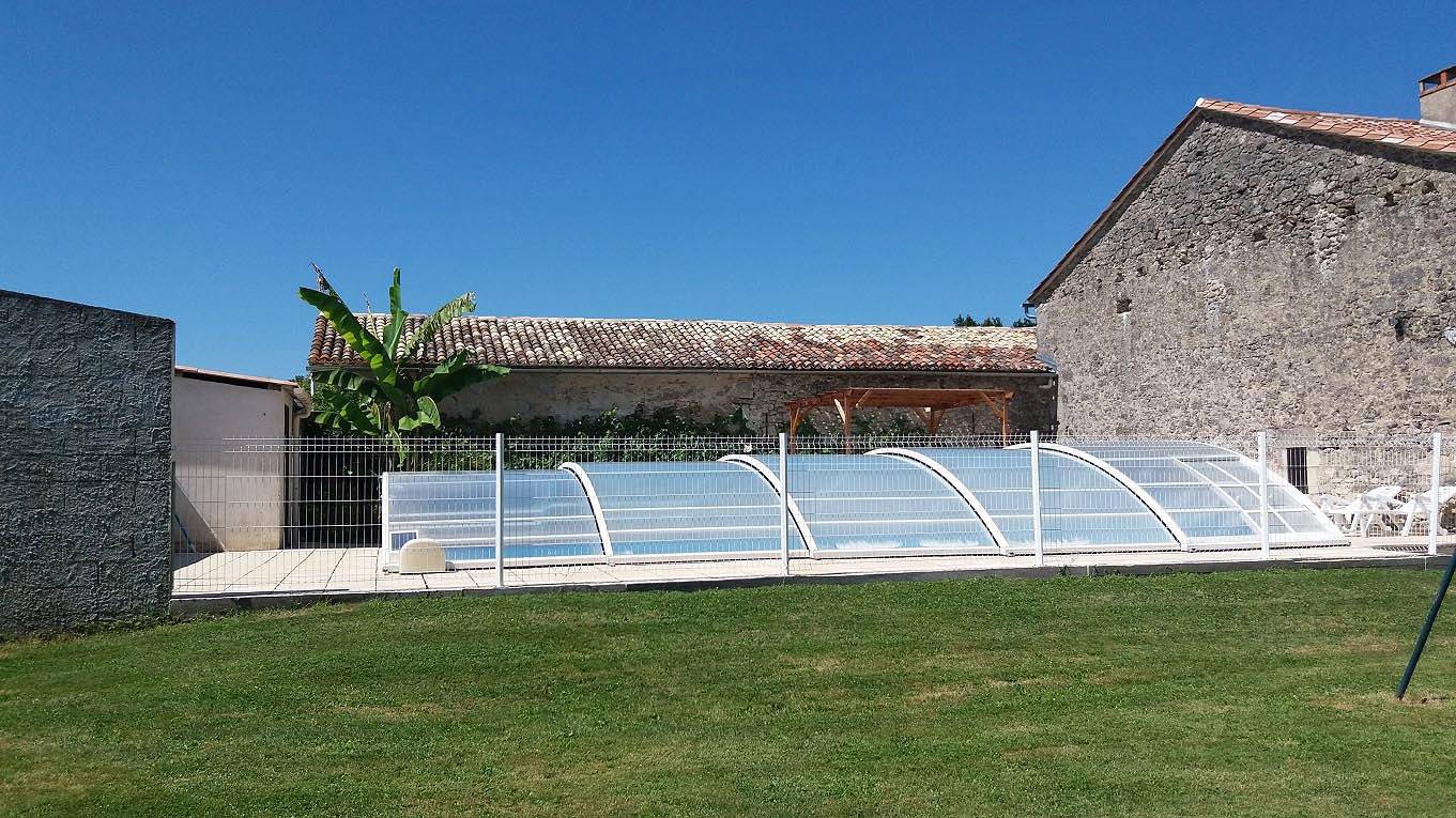 Appartement entier, Gîte Les Queues de Renard in Saint-Martin-de-Gurson, Périgord Pourpre