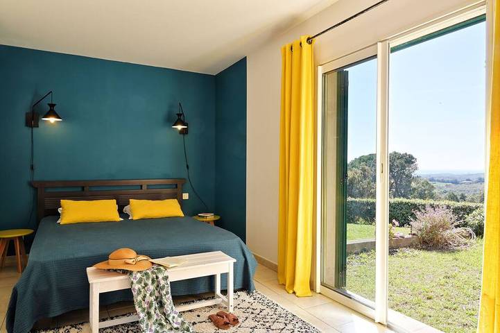 Domaine Punta Della Guardia Le Calme Et Le Belvedere Sont Le Luxe vue mer in Prunete, Cervione