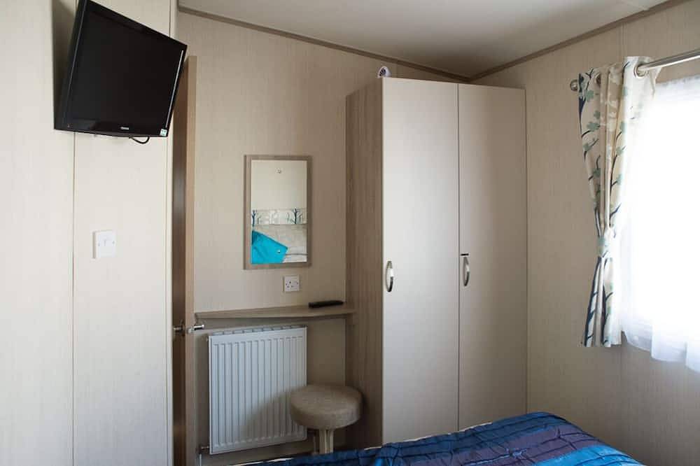 Daisy 3 bedroom modern caravan on Haven's Award Winning Rockley Park in Poole, Poole Harbour