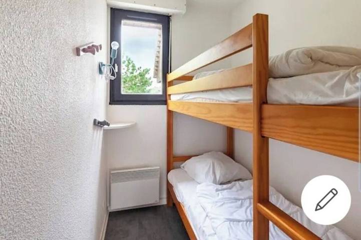 Entire apartment, 33m2 apartment in the heart of the dunes, 5 minutes from the beach in Le Touquet-Paris-Plage, Montreuil region
