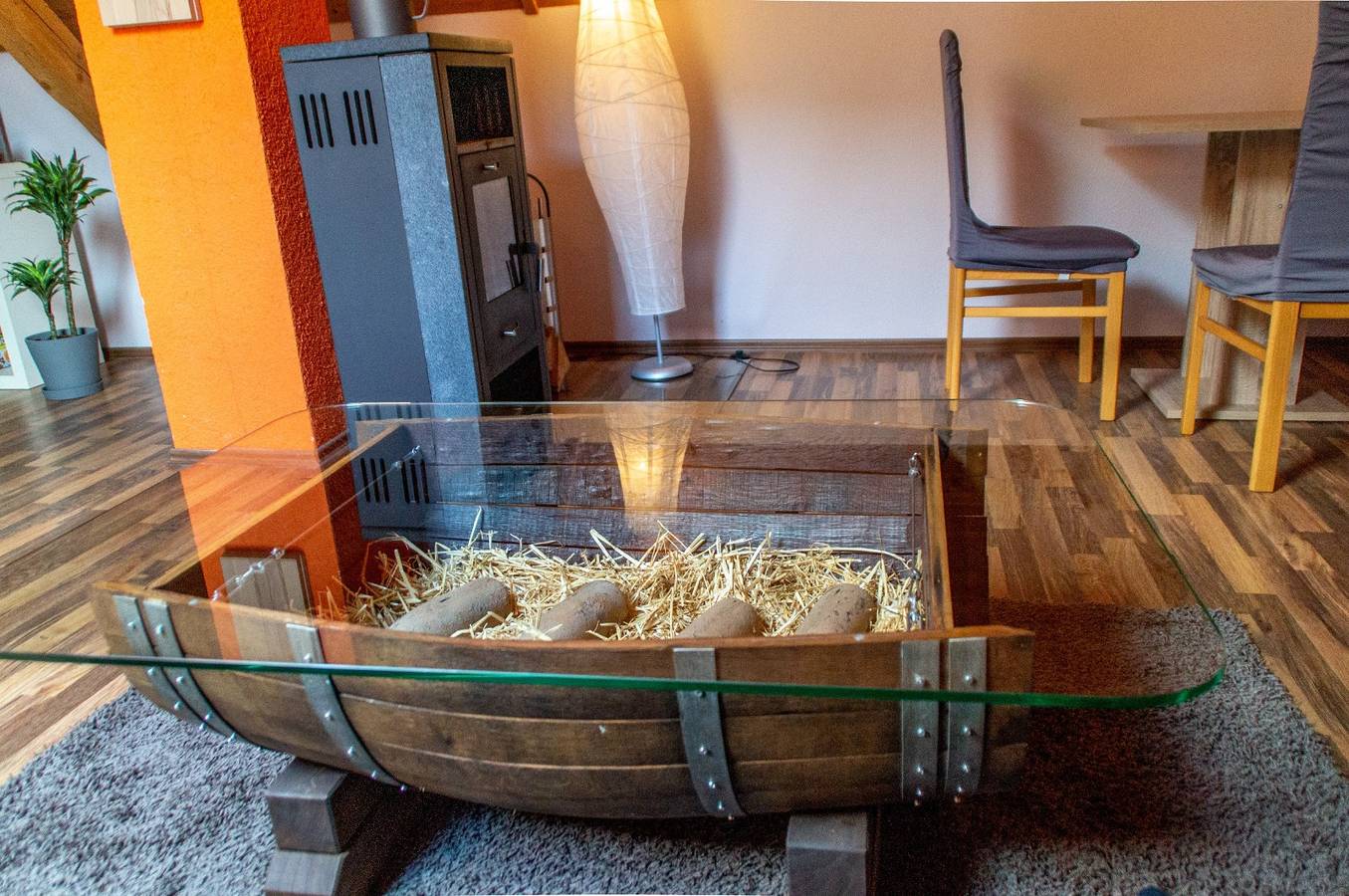Ganze Wohnung, Apartment 'Moselglück' mit Bergblick, Wlan und Klimaanlage in Sankt Aldegund, Traben-Trarbach und Umbegung