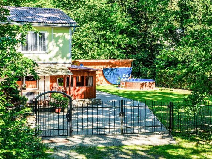 Ferienhaus für 7 Personen, mit Pool und Terrasse sowie Garten, mit Haustier - 1