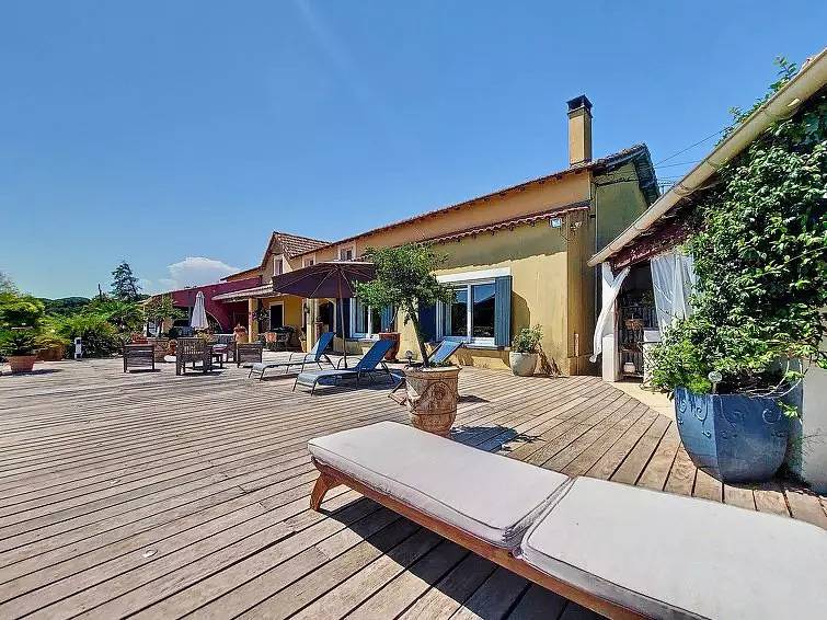 Casa 9 Personas in Saint-Laurent-d'Aigouze, Côte d'Améthyste