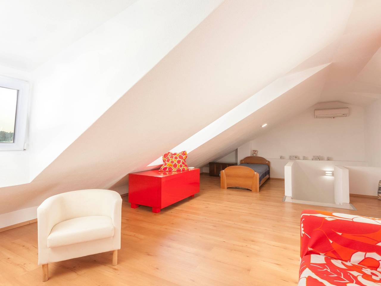 Appartamento intero, Wohnung "Slavija" mit Whirlpool in Macarsca, Makarska Riviera