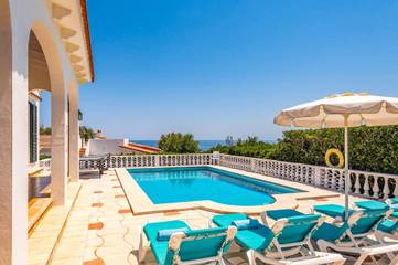 Villa in Sant Lluís, Coast of Menorca für 6 