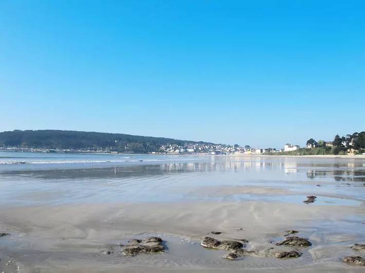 Villa pour 4 personnes, avec piscine et terrasse à Crozon