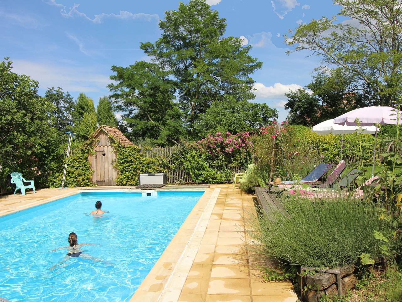 Haus mit Charme Komfort Ruhe Privatpool in Lanquais, Périgord Pourpre