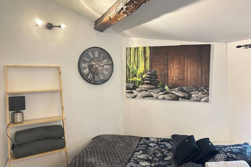 Entire apartment, Studio Cocooning et Confortable in Annonay, Tournon-sur-Rhône region