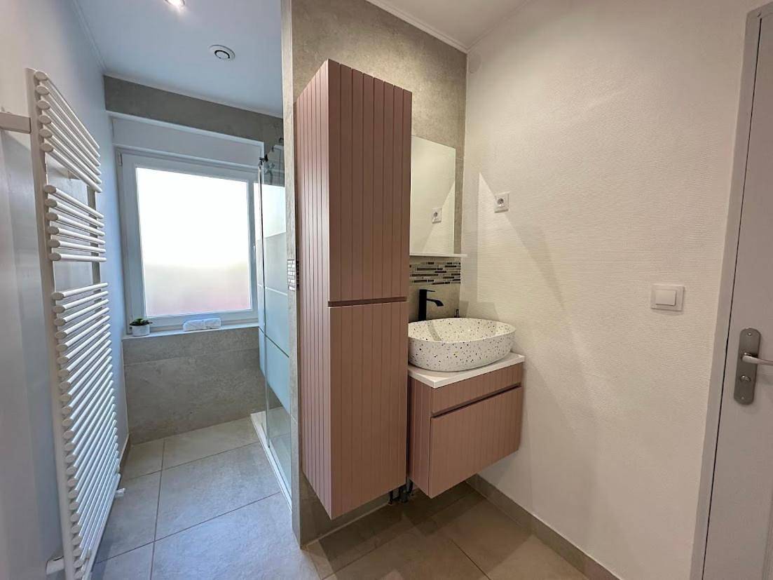 Appartement entier, M Mondelange jolie T2 avec terrasse proche Metz in Mondelange, Moselle