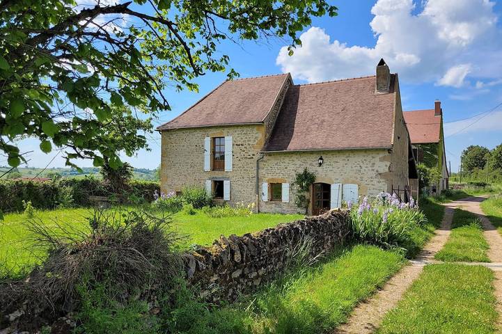Gîte pour 8 personnes à Oyé